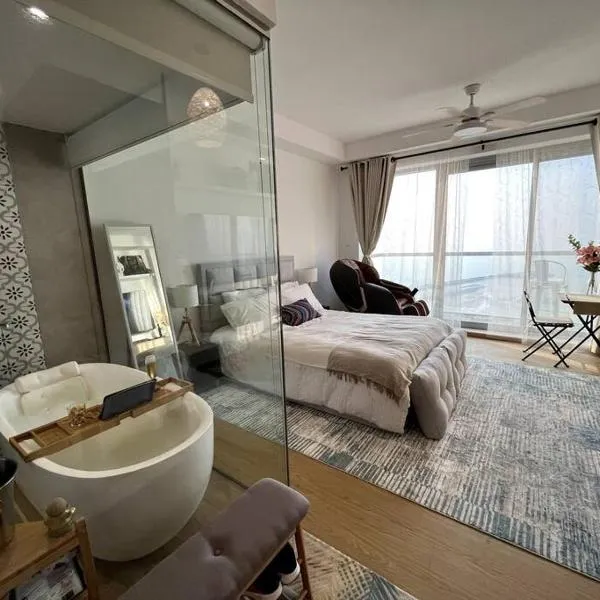 Luxury Seaview Studio Apartment -RAK Marjan Island, hotell Ras al Khaimahis