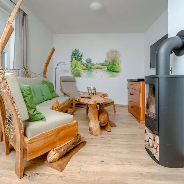 Ferienwohnung Fliess、Neuendorf am Seeのホテル