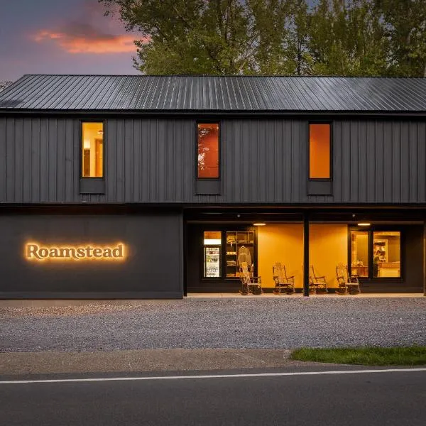 Roamstead Smoky Mountains、Cosbyのホテル