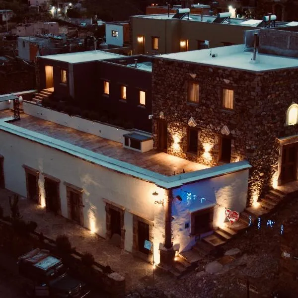 Hotel La Tarjea、レアル・デ・カトルセのホテル