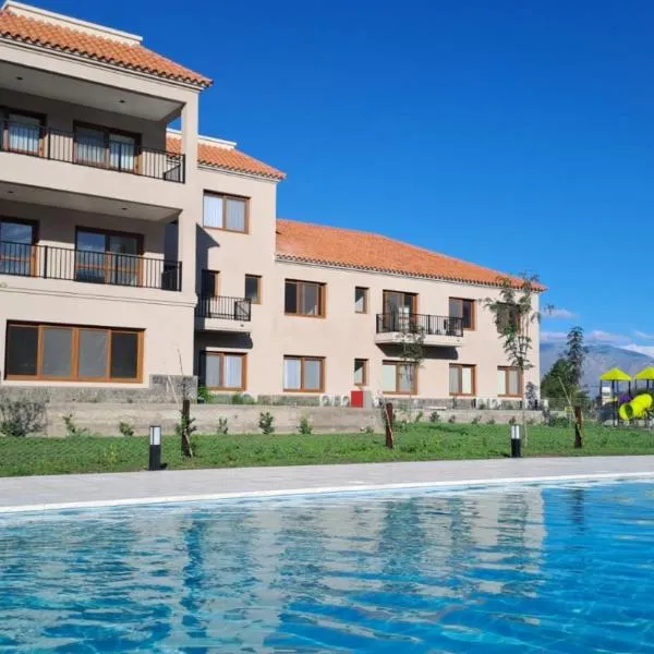 Suit Chalet Cafayate Salta, hotel in Cafayate