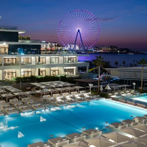 FIVE LUXE, hotel v Dubaji