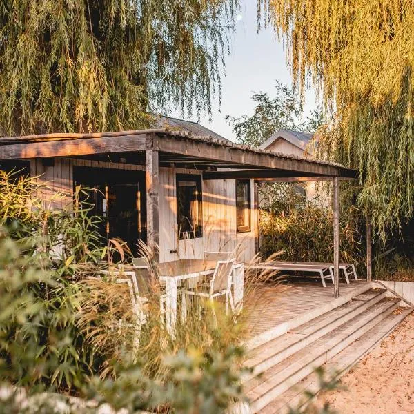 Le Phare, hotel v destinaci Les Portes