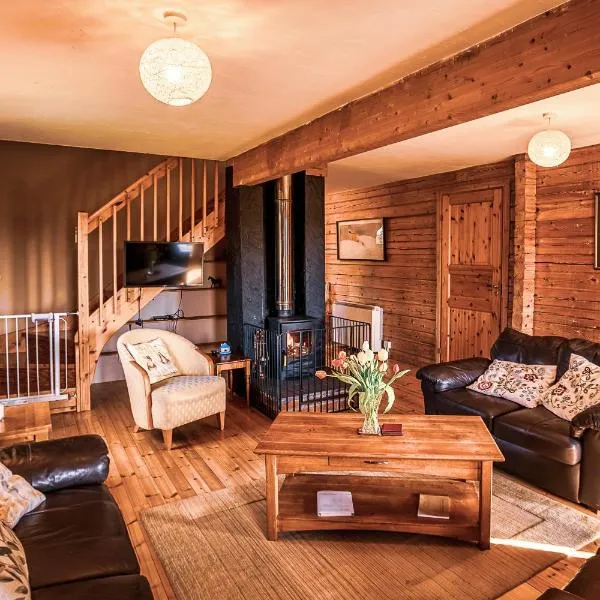 The New Farmhouse, Hotel in Biggar