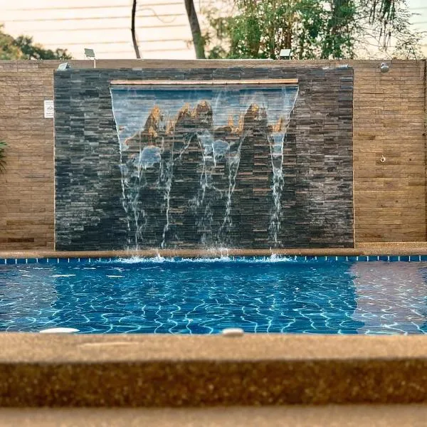 Mangoes Pattaya, hotel v destinaci Na Jomtien