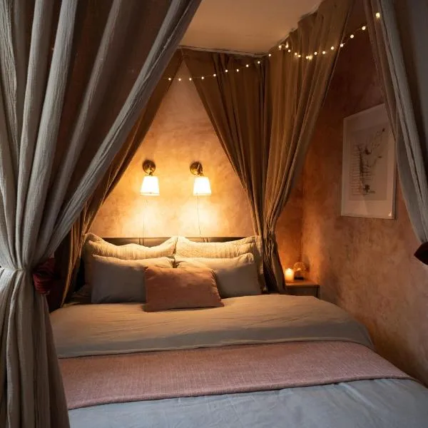 Pretty Jolie Romantic Getaway, hotel in Bled