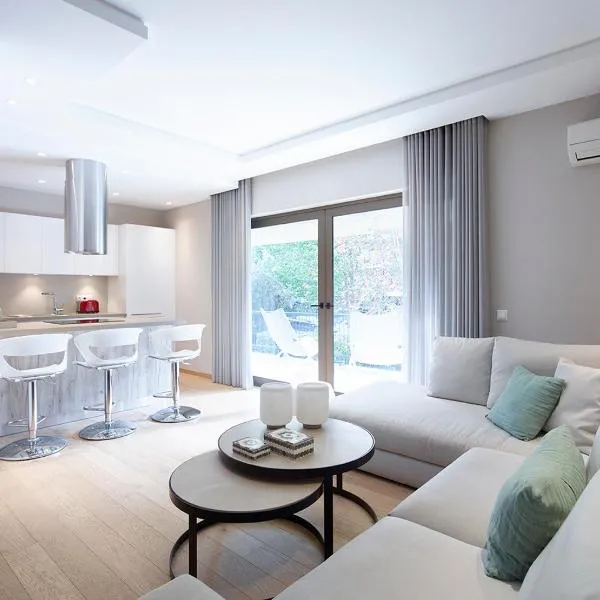 Athenian Riviera Exclusive flat , Athens Greece, hotel in Athens