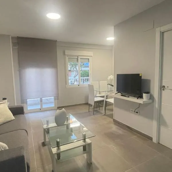 Apartamento moderno y coqueto en playa San Juan, hotell i Alicante