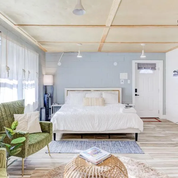 The Moose #6 - Modern Luxe Studio with Free Parking & King Bed, hotel v destinaci Memphis