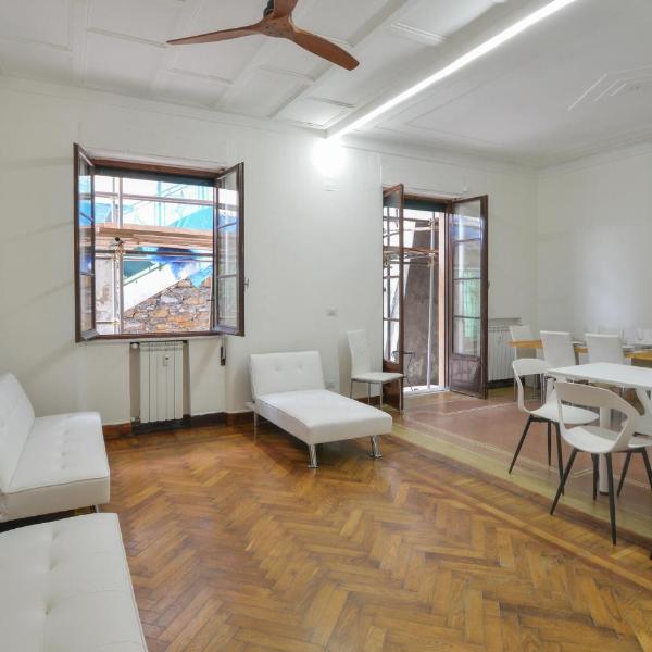 Stunning Apartment In Genova With Wifi, Генуя