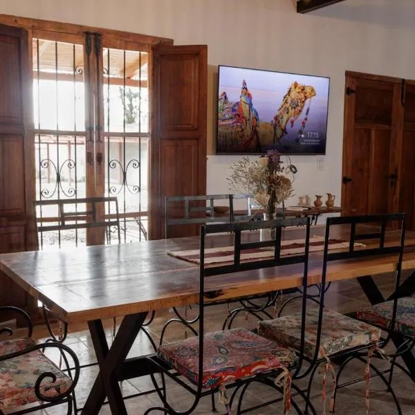 LA CASA DE AL LADO, hotel in Mercedes