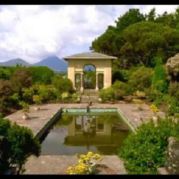 Rugged Glen Accommodation, hotel in Glengarriff