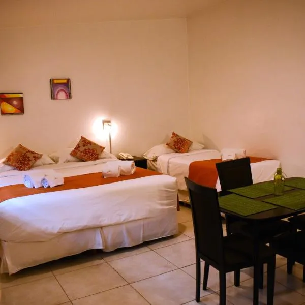 Umbral del Aconcagua、メンドーサのホテル