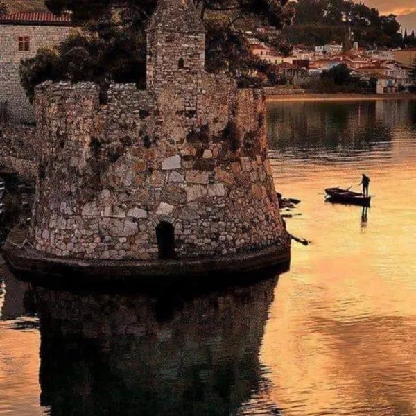 NAFPAKTOS-luxury suite, hotel v destinaci Nafpaktos