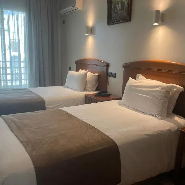 Hôtel Amouday, hotel v destinaci Casablanca