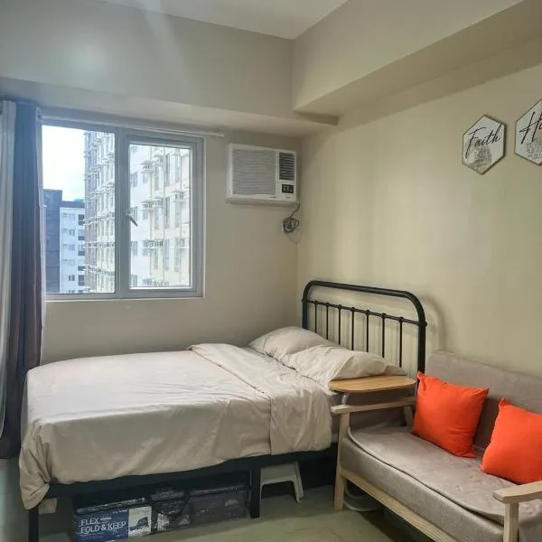 New Cute&Cozy Fully Furnished Studio - Avida Tower 2 - 100 Mbps wifi，位于伊洛伊洛的酒店