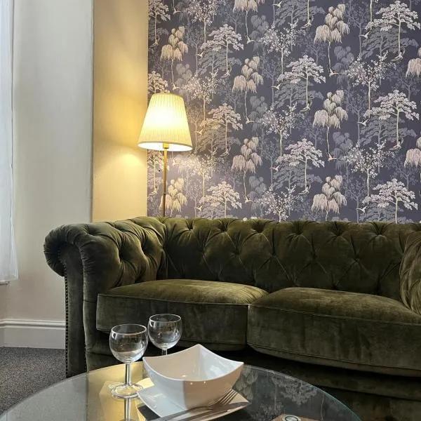 Beautifully presented Victorian Apartment within walking distance to Llandudno beach, hotel v destinaci Llandudno