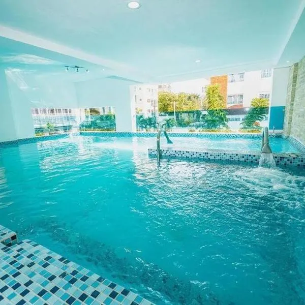 Stylish 1br Apt in Piantini/Serralles, Santo Dgo, hotel in Santo Domingo