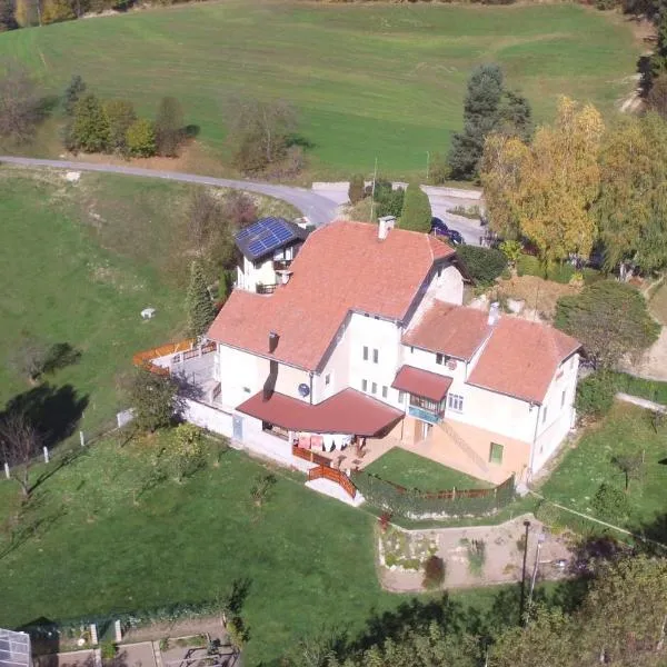 SOSTANJ VELENJE RAVNE SOBE ROOMS Vrtacnik d o o, hotel en Šoštanj