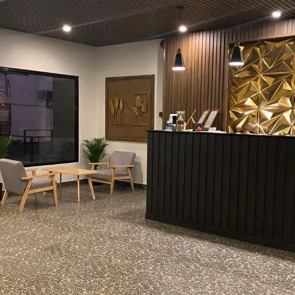 Rudolfo Suites, khách sạn ở Roxas City