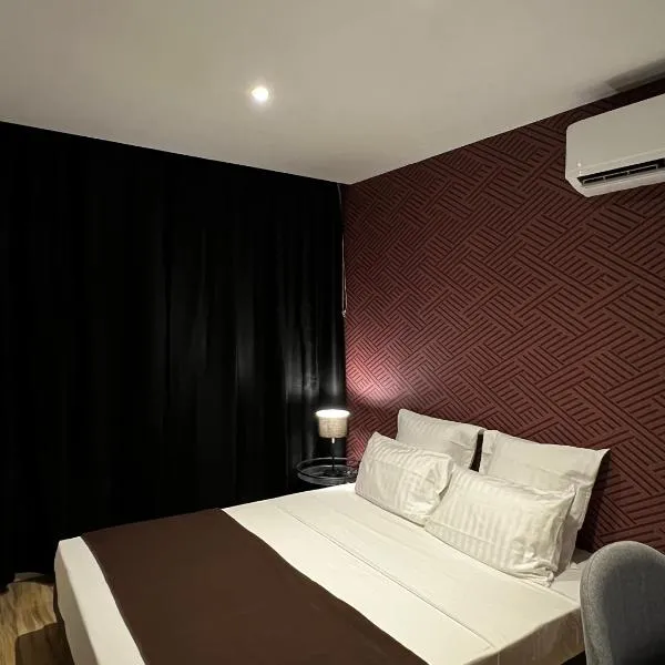 Chambre Rétro-pop en colocation, Hotel in Cayenne