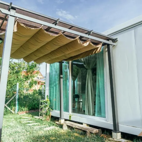 Evernent Lakeside Hideout, hotel in Miri