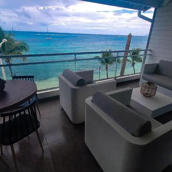 Only4View rooftop Sainte-Anne, hotel u gradu Sent-An
