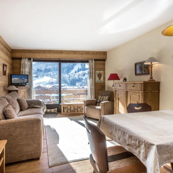 Charmant 2 pièces à La Clusaz, proche commerces, vue montagne, garage et ascenseur - FR-1-304-15