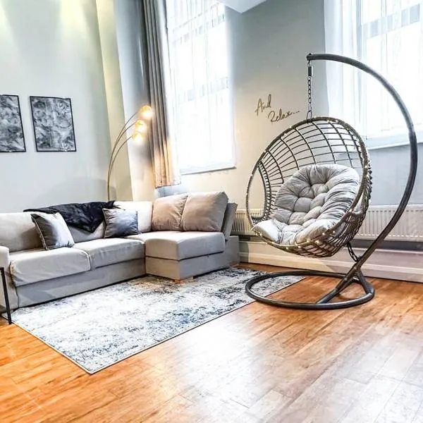 Modern Apartment - Sleeps 4 city centre - Parking Available!, hotel in Nottingham
