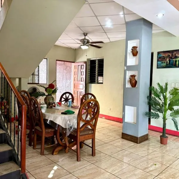 Villalobos Hotel Managua, hotel din Managua