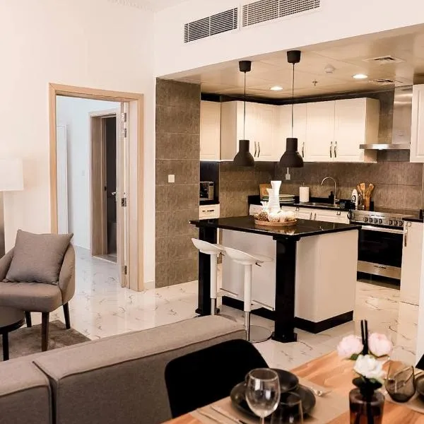Dubaistay Luxury 2 Bedroom holiday appartment JVC KING and QUEENSIZE, khách sạn ở Dubai