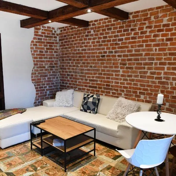 APARTMAN Tradicia, hotel en Michalovce