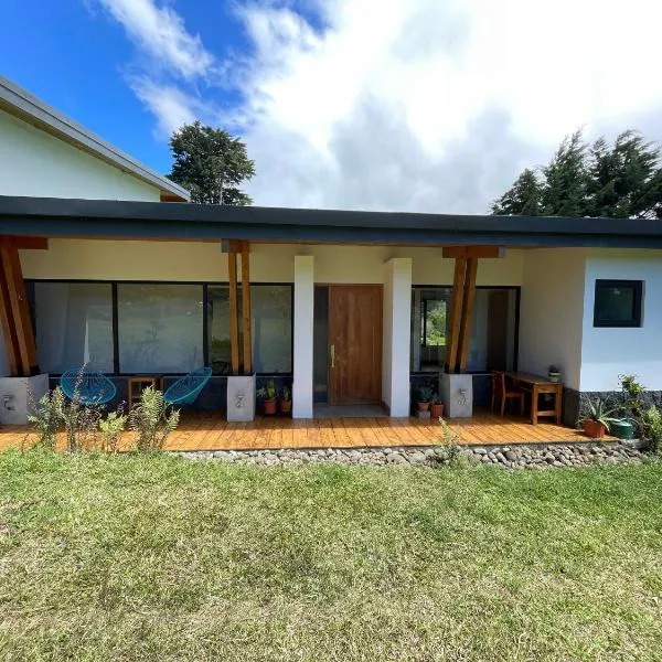 Aires de Quetzales, hotel in Concepción