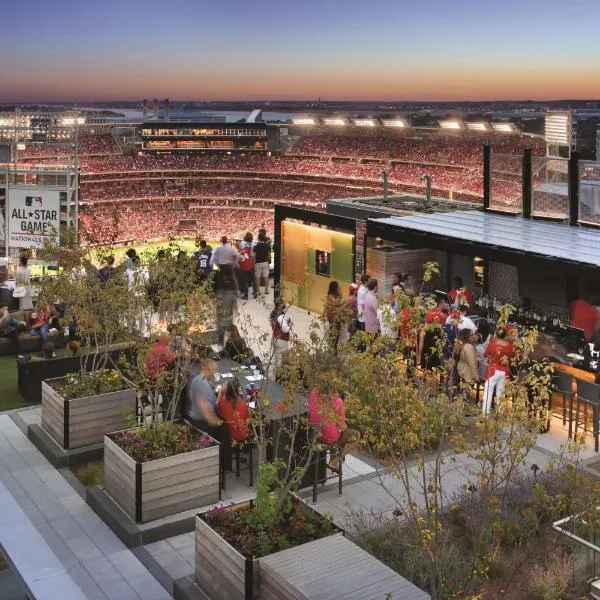 Hampton Inn & Suites Washington, D.C. - Navy Yard, Hotel in Washington