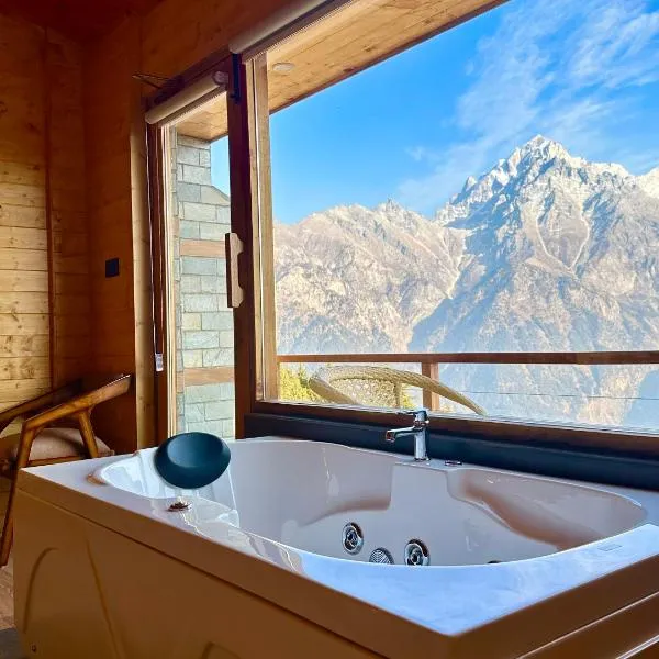 FAYUL RETREAT - India Highest Glamp and EcoLuxury Stay, hotel v destinaci Kalpa