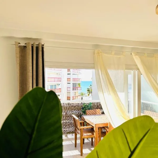 Appart SALOU BEACH & PORT AVENTURA & FERRARI LAND 6-8 pers, hotel in Salou