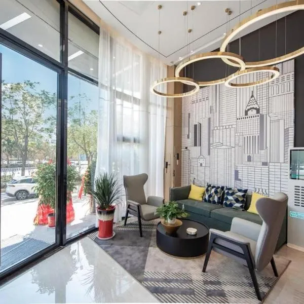 City Comfort Inn Ezhou Wuyue Plaza, ξενοδοχείο σε Quelingzui