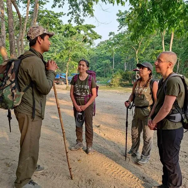 Hotel Horizon Homes - Sauraha Chitwan、ソーラハのホテル