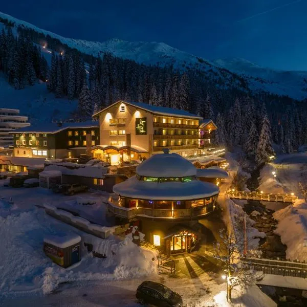 Berghotel Hochfügen, hotel em Hochfugen