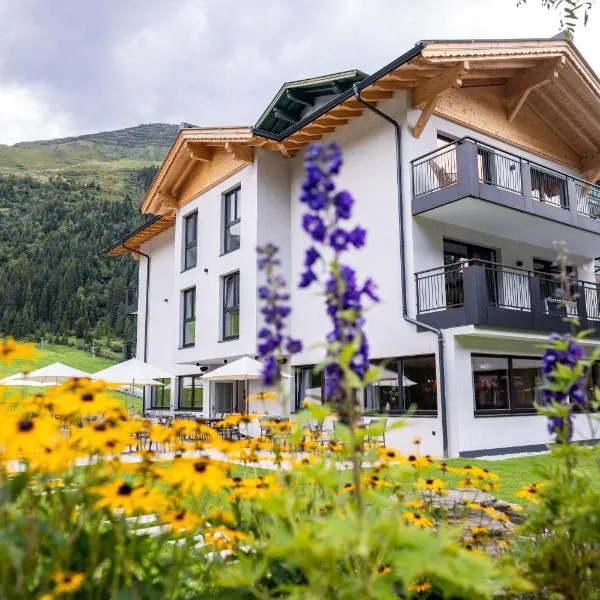 Berghotel Hochfügen, hotel v destinaci Hochfugen