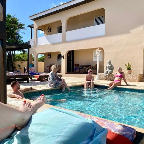 Casa Amalia - Jan Thiel Beach, Hotel in Willemstad