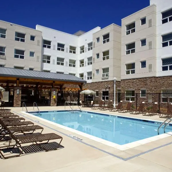 Hyatt House Boulder/Broomfield, готель у місті Брумфілд