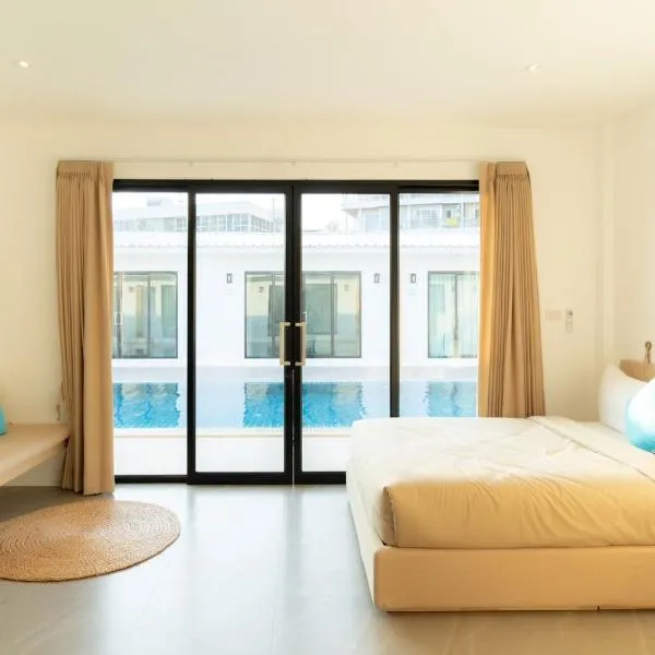 Longlay Resort Rayong ล่องเล รีสอร์ท ระยอง, hotel v mestu Ban Tha Fat