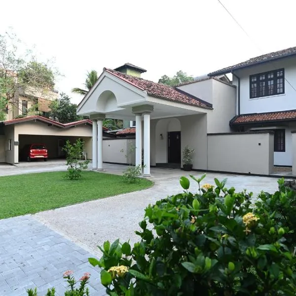Serene Manor, hotel in Battaramulla