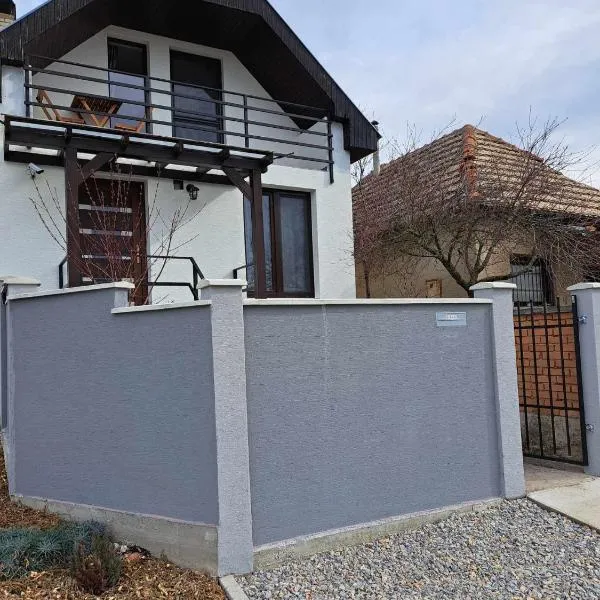 Grapeline Guesthouse, hotel v destinaci Chotín