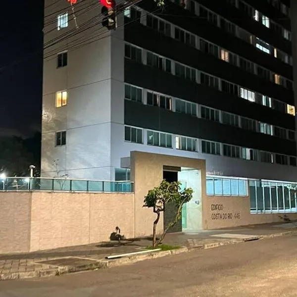 Flat que acomoda até 4 pessoas Boa Viagem-Recife, Hotel in Recife