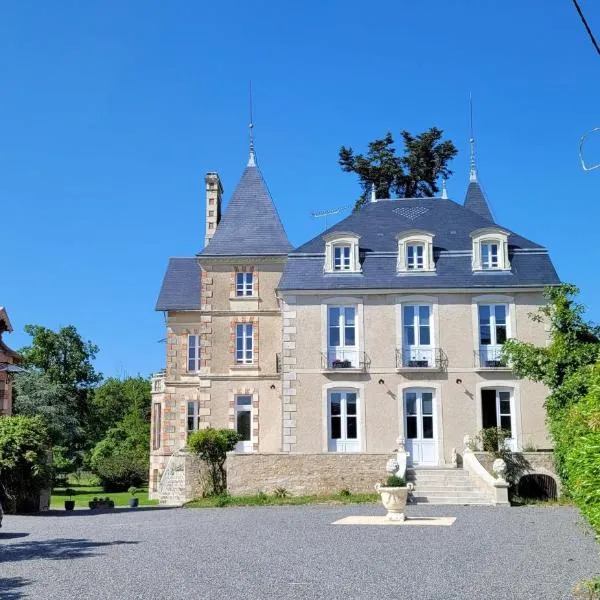 VILLA SAINT PIERRE, khách sạn ở La Trimouille