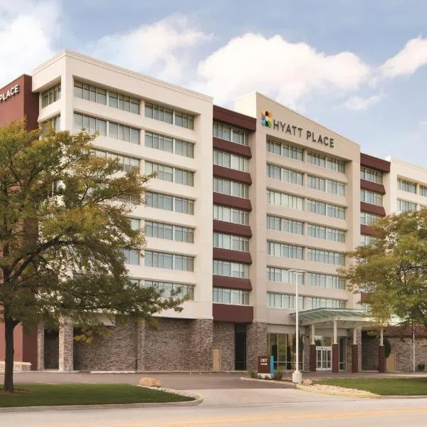 Hyatt Place Chicago O'Hare Airport, hotel in Rosemont