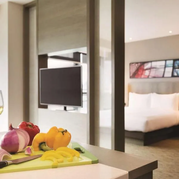 Hyatt House Shenzhen Airport, hotel in Bao'an