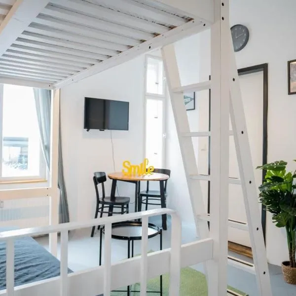 Shabby Chic plus Self CheckIn plus Free Street Parking, Hotel in Berlin